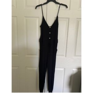 FashionNova Black Casual Jumpsuit w/ Pockets - Size L
